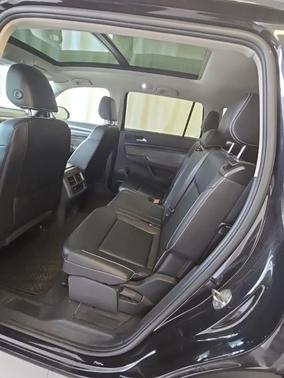 2022 Volkswagen Atlas 3.6L SE w/Technology