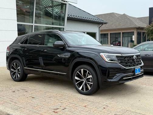 2025 Volkswagen Atlas Cross Sport 2.0T SEL Premium R-Line