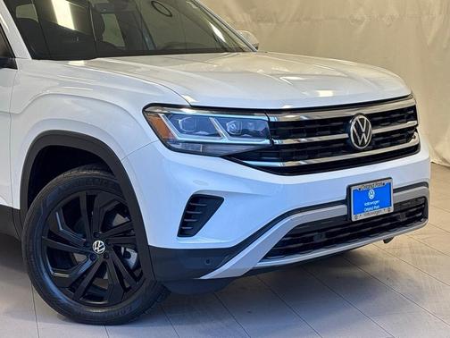 2022 Volkswagen Atlas 3.6L SE w/Technology