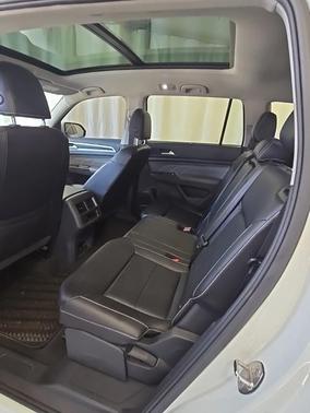 2022 Volkswagen Atlas 3.6L SE w/Technology
