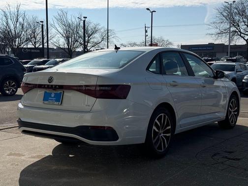 2026 Volkswagen Jetta 1.5T SE