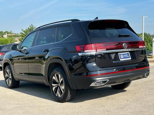 2024 Volkswagen Atlas 2.0T SE