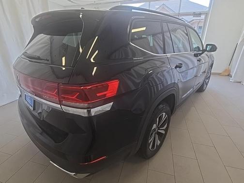 2024 Volkswagen Atlas 2.0T SE