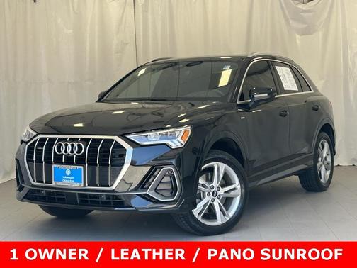 2022 Audi Q3 45 S line Premium