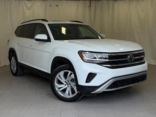 2023 Volkswagen Atlas 3.6L SE w/Technology
