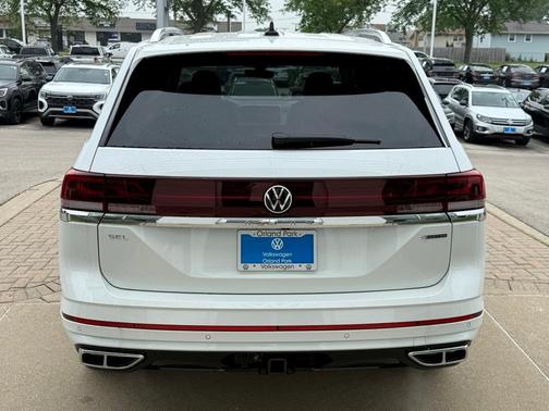 2025 Volkswagen Atlas 2.0T SEL Premium R-Line