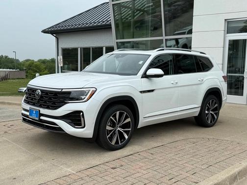 2025 Volkswagen Atlas 2.0T SEL Premium R-Line