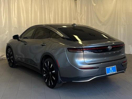 2023 Toyota Crown Platinum