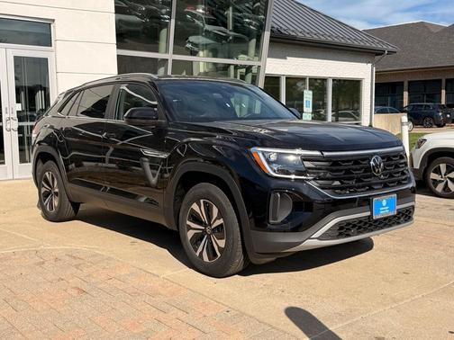 2026 Volkswagen Atlas Cross Sport 2.0T SE