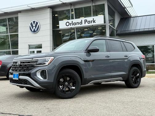 2025 Volkswagen Atlas 2.0T Peak Edition