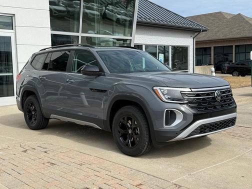 2025 Volkswagen Atlas 2.0T Peak Edition