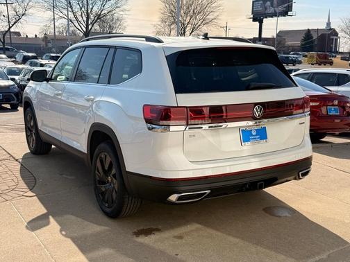 2026 Volkswagen Atlas 2.0T SE W/TECHNOLOGY