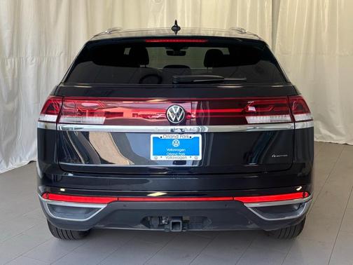 2024 Volkswagen Atlas Cross Sport 2.0T SEL