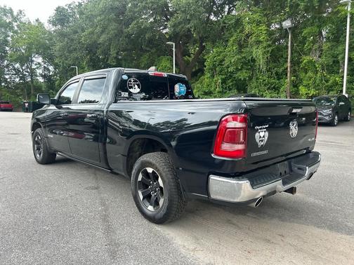 Diamond Black Crystal Pearlcoat 2020 RAM 1500 Big Horn/Lone Star