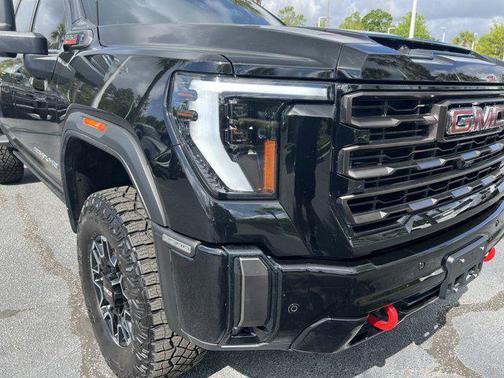 2024 GMC Sierra 2500 AT4