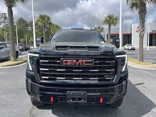 2024 GMC Sierra 2500 AT4