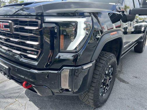 2024 GMC Sierra 2500 AT4