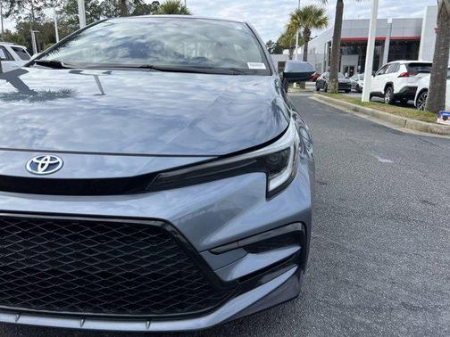 2024 Toyota Corolla Hybrid SE