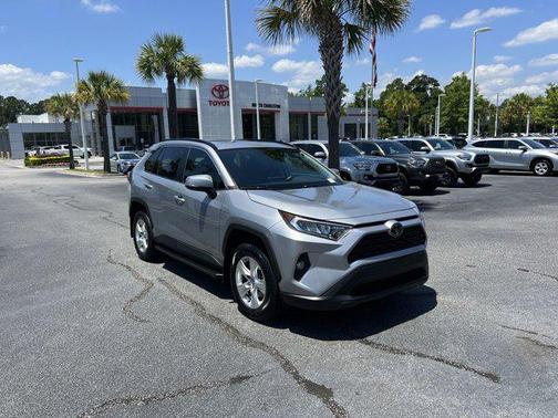 Silver Sky Metallic 2021 Toyota RAV4 XLE