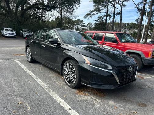 2024 Nissan Altima 2.5 SL