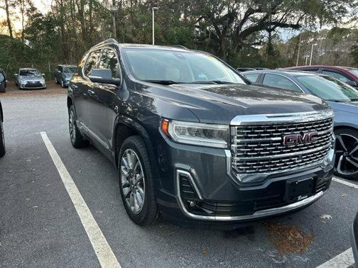 2022 GMC Acadia Denali