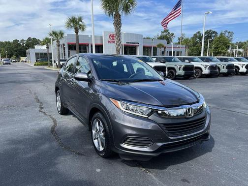 Modern Steel Metallic 2019 Honda HR-V LX