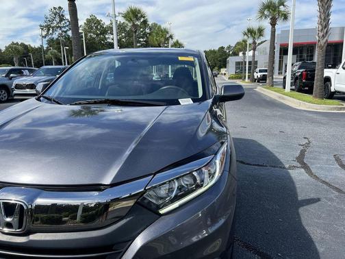Modern Steel Metallic 2019 Honda HR-V LX