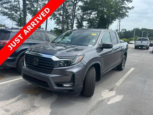 Modern Steel Metallic 2021 Honda Ridgeline RTL
