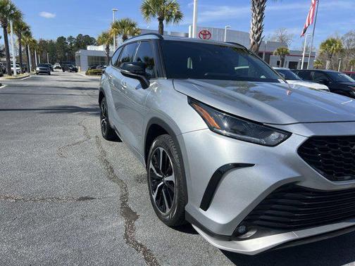 2022 Toyota Highlander XSE