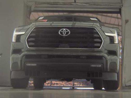 2023 Toyota Sequoia SR5