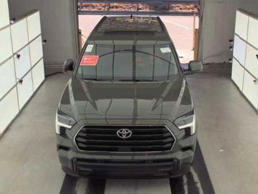 2023 Toyota Sequoia SR5