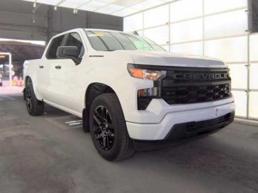 Summit White 2023 Chevrolet Silverado 1500 Custom
