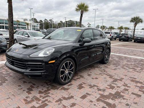 2023 Porsche Cayenne AWD