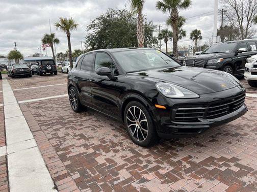 2023 Porsche Cayenne AWD