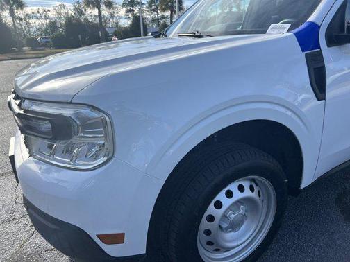 2022 Ford Maverick XL