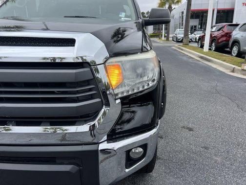 2015 Toyota Tundra SR5