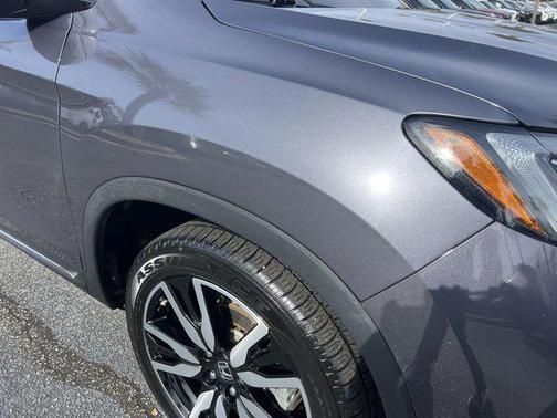 2021 Honda Pilot Touring 8-Passenger