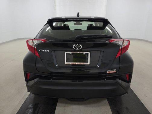 2021 Toyota C-HR XLE