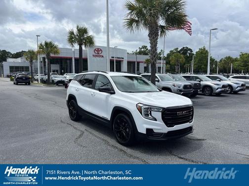 Summit White 2022 GMC Terrain SLE