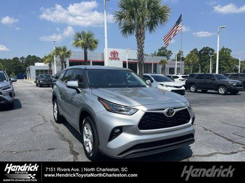 2023 Toyota Highlander LE