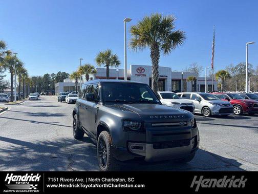 2024 Land Rover Defender 110 P400 X-Dynamic SE