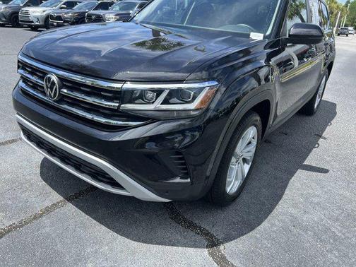 2022 Volkswagen Atlas 3.6L SE w/Technology