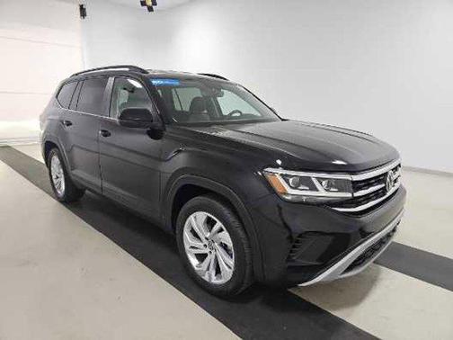 2022 Volkswagen Atlas 3.6L SE w/Technology