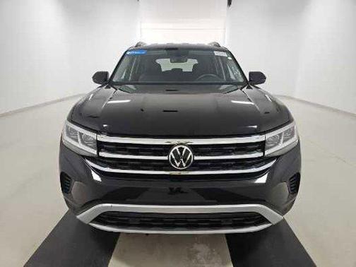 2022 Volkswagen Atlas 3.6L SE w/Technology