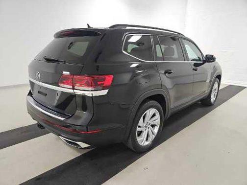 2022 Volkswagen Atlas 3.6L SE w/Technology