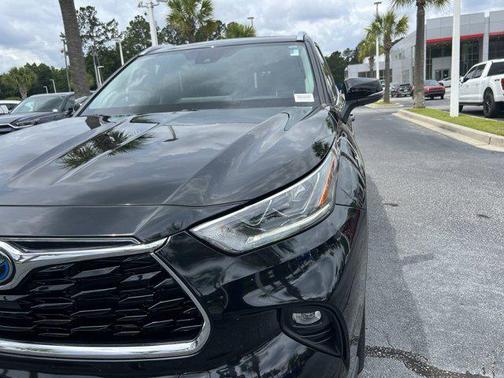 2023 Toyota Highlander Hybrid Limited