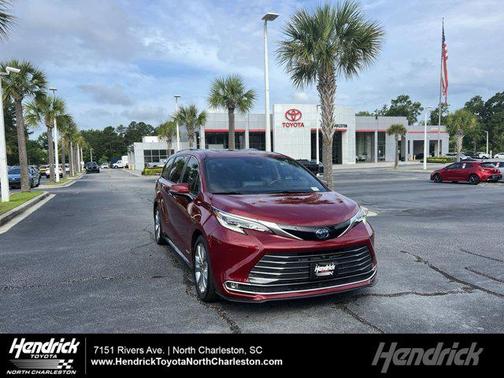 2021 Toyota Sienna Platinum 7 Passenger