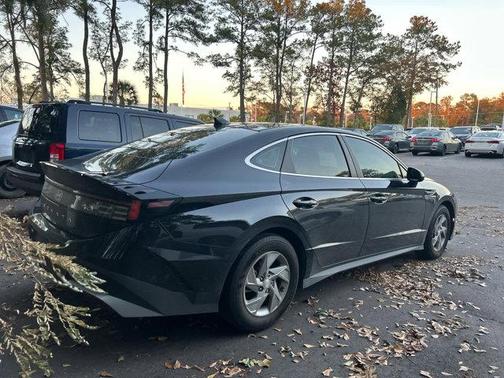 2025 Hyundai SONATA SE