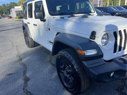 2024 Jeep Wrangler Sport