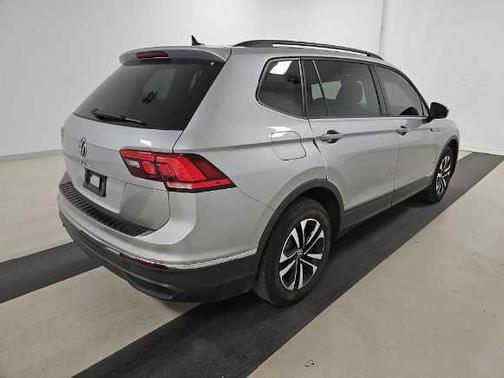 Pyrite Silver Metallic 2024 Volkswagen Tiguan 2.0T S